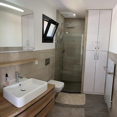 Aylinda With Private Heated Pool