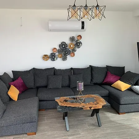 Aylinda With Private Heated Pool Villa