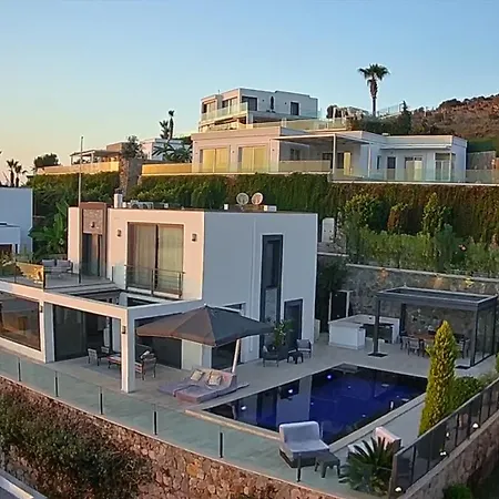 Aylinda With Private Heated Pool Villa Bodrum